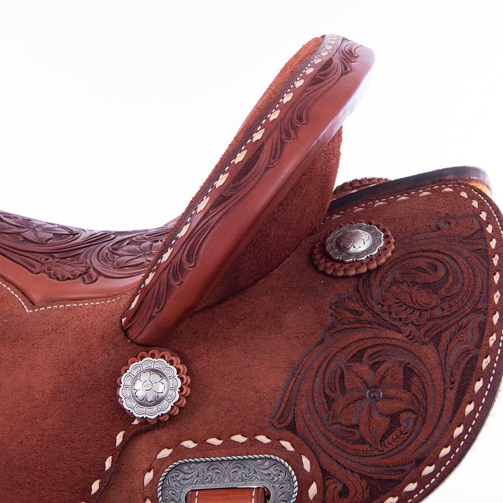 Barrel Saddle – Chestnut Roughout, Round Skirt, 1/2 D. Daisy Tooling, Tooled Seat Inlay, Natural Buckstitch, Cheyenne Roll
