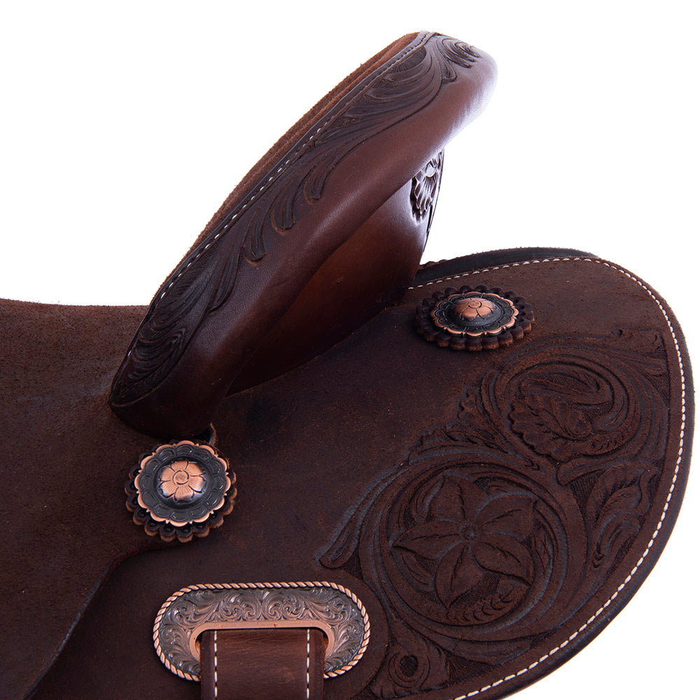 Barrel Saddle – Chocolate Leather, 1/8 Smooth & 7/8 Roughout, Round Skirt, 1/2 D. Daisy Corner Tooling, Cheyenne Roll