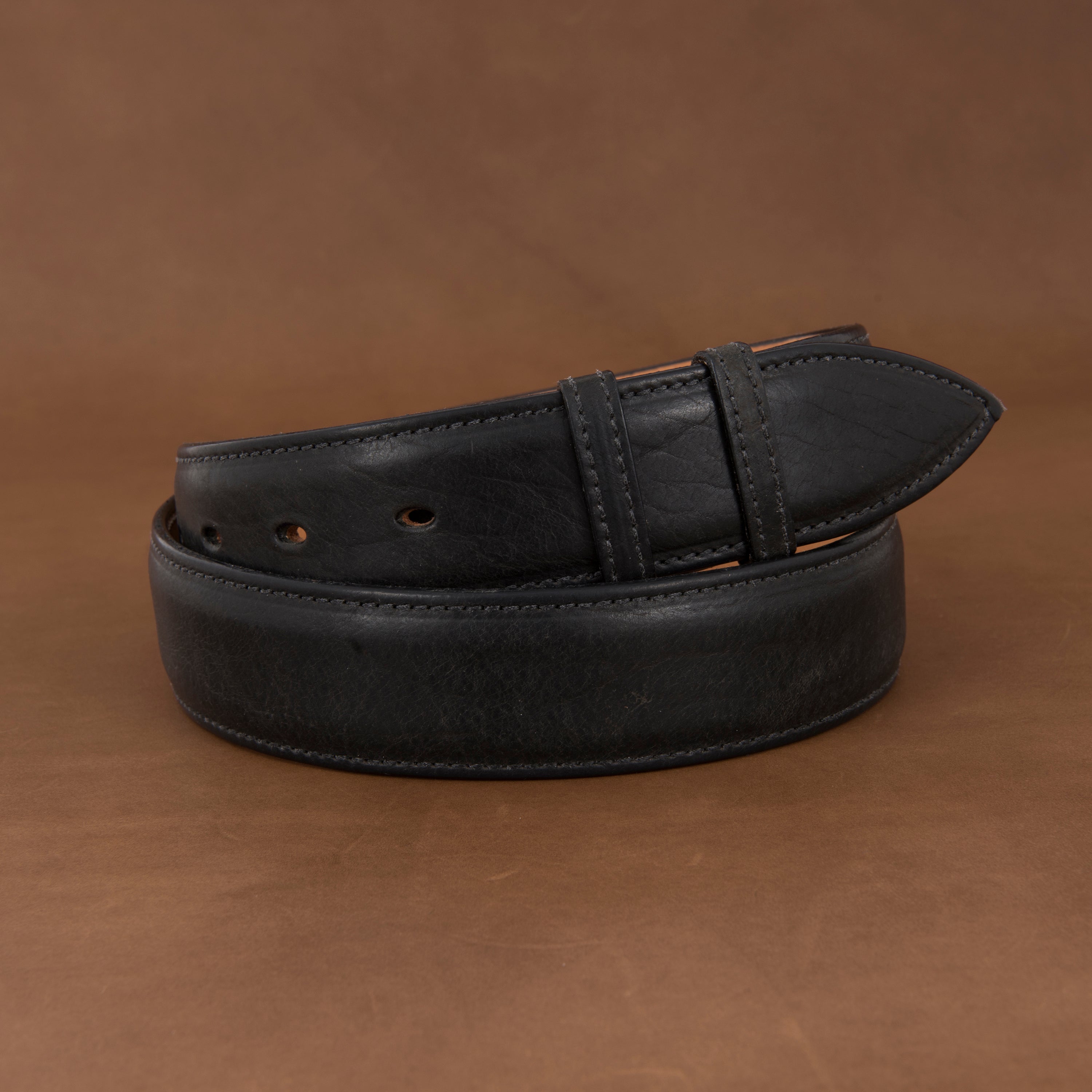 1 1/2" BLACK BISON BELT W/BILLETS