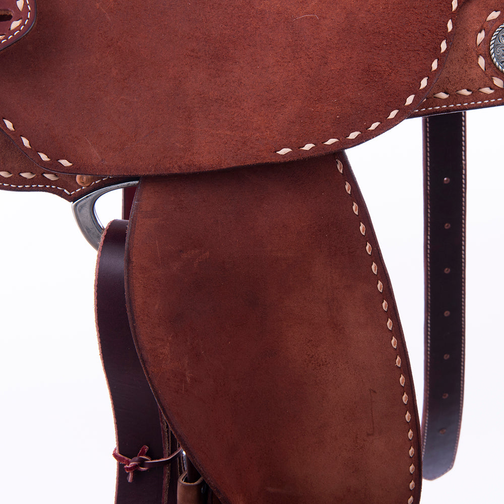 Barrel Saddle – Chestnut Roughout, Round Skirt, 1/2 D. Daisy Tooling, Tooled Seat Inlay, Natural Buckstitch, Cheyenne Roll