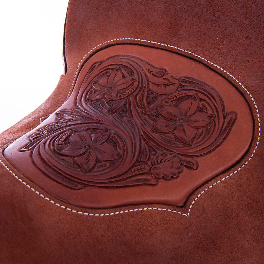 Barrel Saddle – Chestnut Roughout, Round Skirt, 1/2 D. Daisy Tooling, Tooled Seat Inlay, Natural Buckstitch, Cheyenne Roll